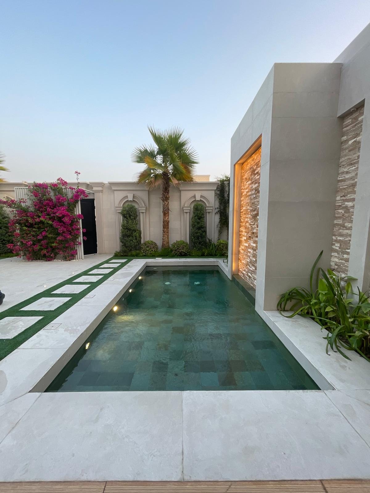 Rooftop pool